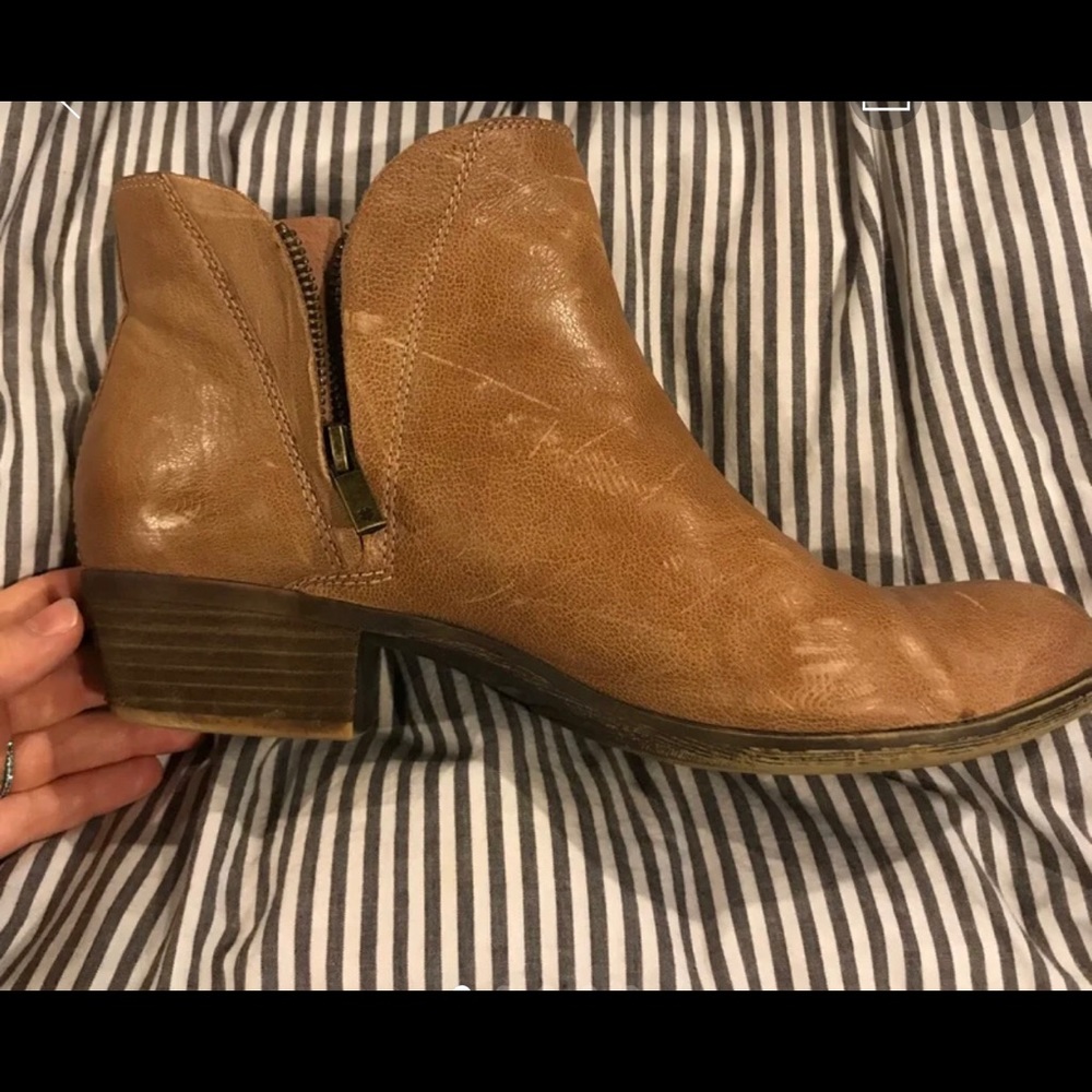 Lucky brand leather brenon booties